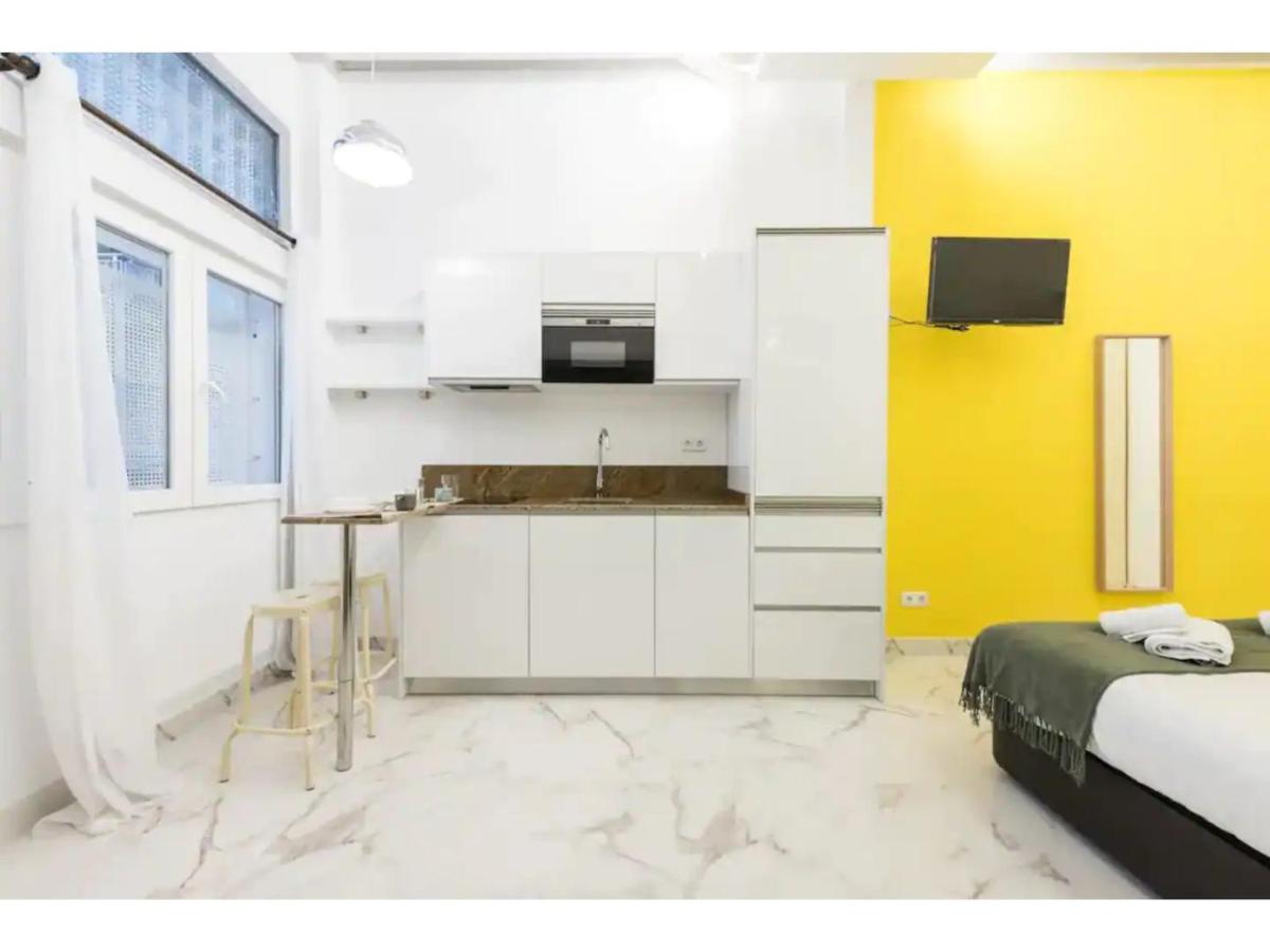 Little Cozy Loft Madrid Free Street Parking Wifi Barbadillo Bisアパートメント エクステリア 写真